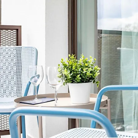 - Balcony - Stylish Sleep *